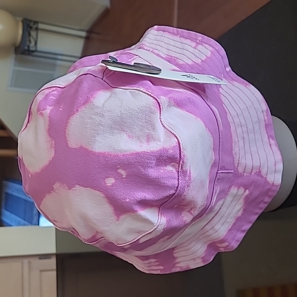 Adidas Reverse Dye Bucket - Picture 4 of 7